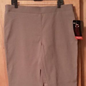 Style & Co......TUMMY CONTROL SKINNY PANTS